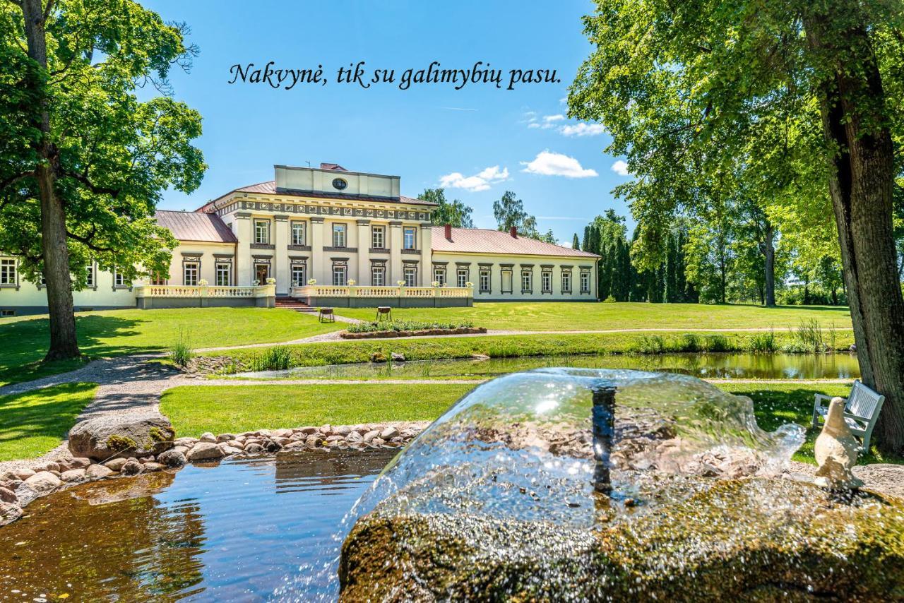 Taujenu Dvaro Sveciu Namai Towiany Zewnętrze zdjęcie